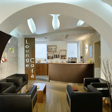 Hotel Trevi Collection - Gruppo Trevi Rzym