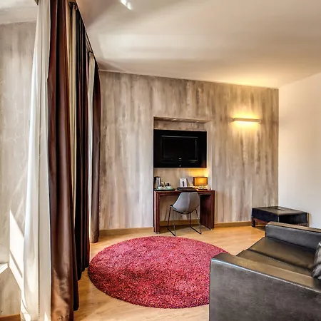 Trevi Collection - Gruppo Trevi Hotell 4*