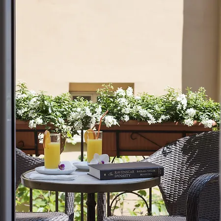 Trevi Collection - Gruppo Trevi Hotel 4*