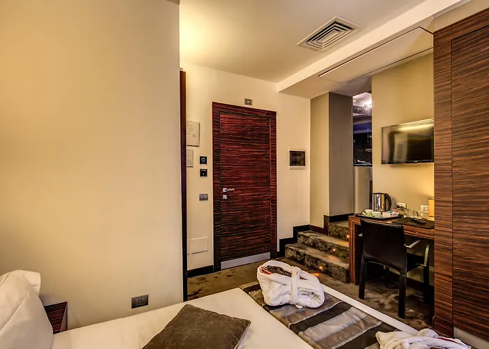 Trevi Collection - Gruppo Trevi Hotel 4*