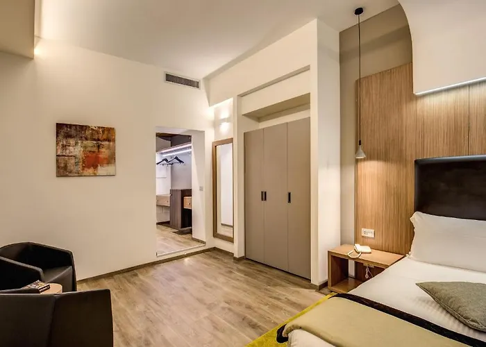 Hotel Trevi Collection - Gruppo Trevi 4*