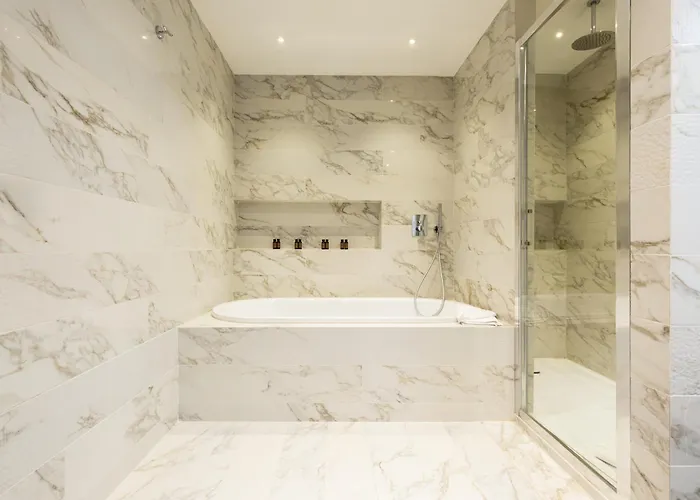 Hotel Trevi Collection - Gruppo Trevi Rome